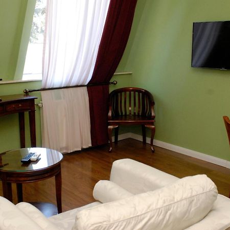 Prestige Palace - Esquisse Hotel Tiflis Dış mekan fotoğraf